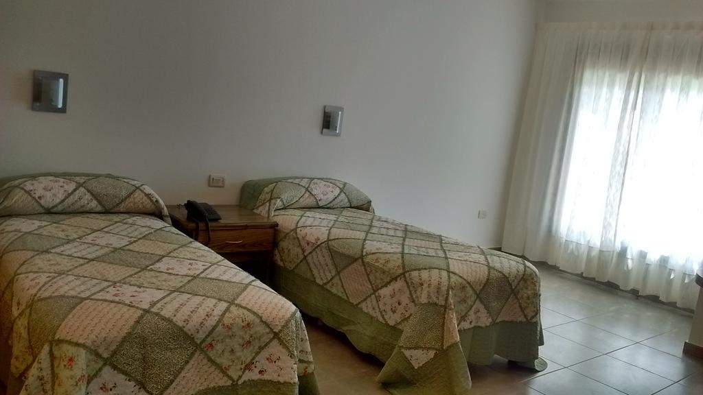 Family Inn Сан-Рафаэль Экстерьер фото